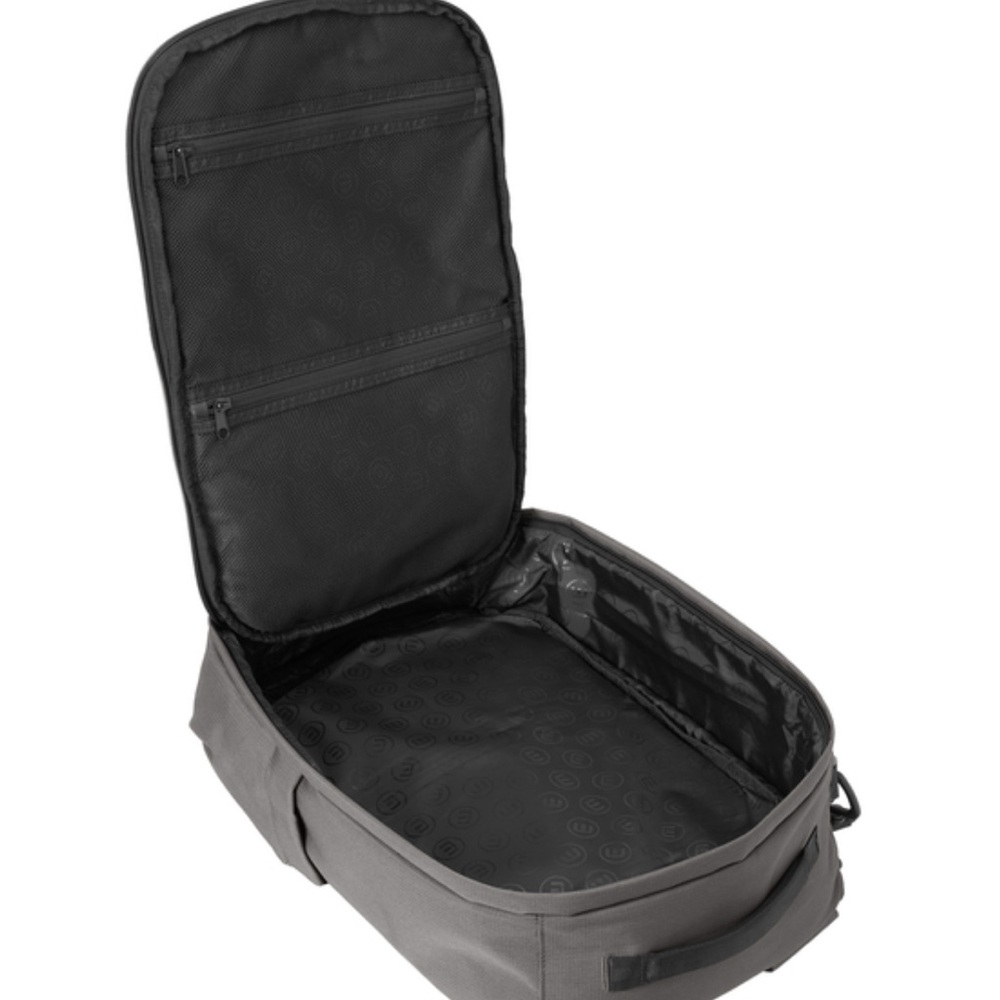 TravisMathew Lateral Convertible Backpack graphite - Picture 5 of 6